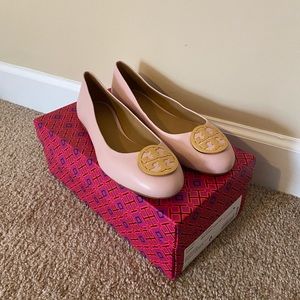 New Tory Burch blush flats size 9